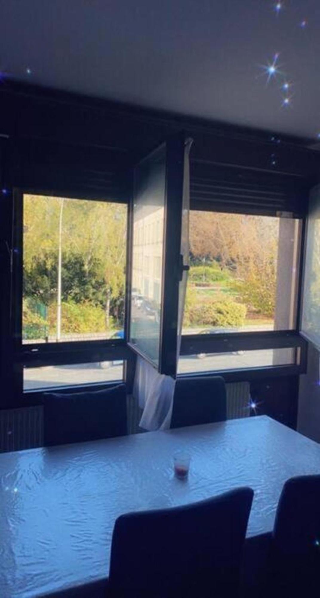 Reims Centre-Ville - 2 Chambres - 6 Personnes Au 1 Er Etage แร็งส์ ภายนอก รูปภาพ