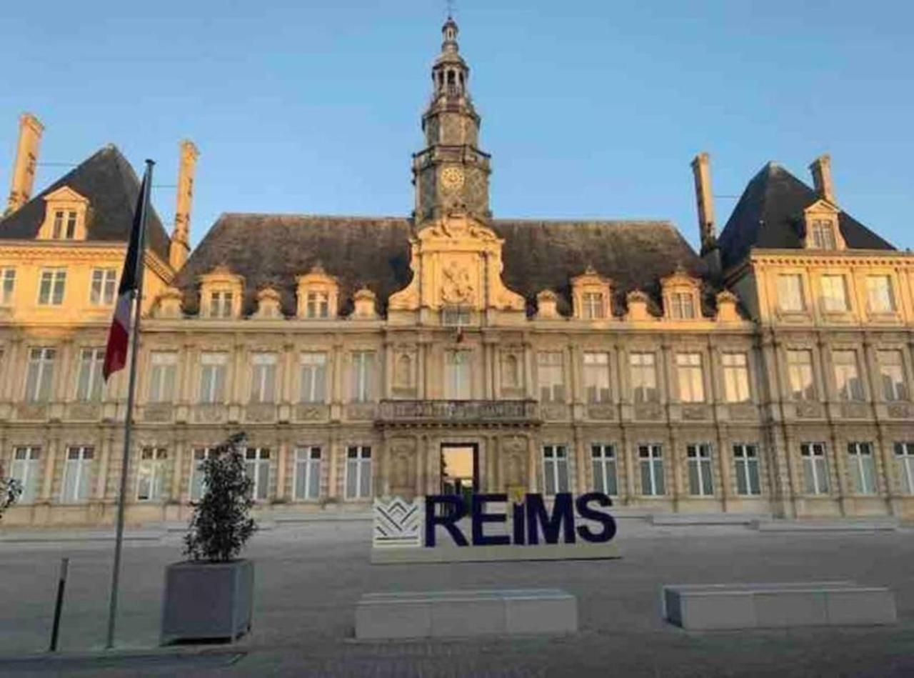 Reims Centre-Ville - 2 Chambres - 6 Personnes Au 1 Er Etage แร็งส์ ภายนอก รูปภาพ